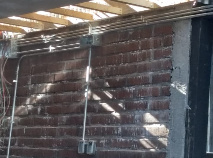 Distribución de circuitos con tubería EMT 20mm